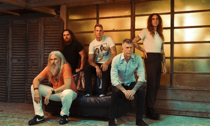 Mastodon lanzará vinilos que contienen fósiles reales de mastodontes