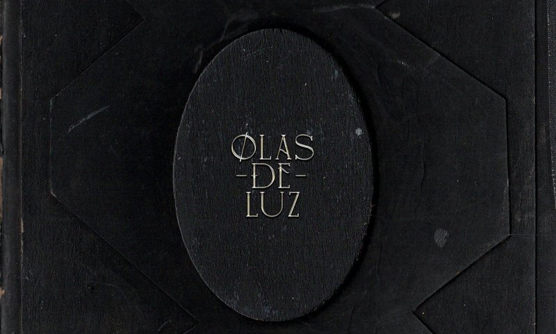 Bajos luces sagradas y sanadoras